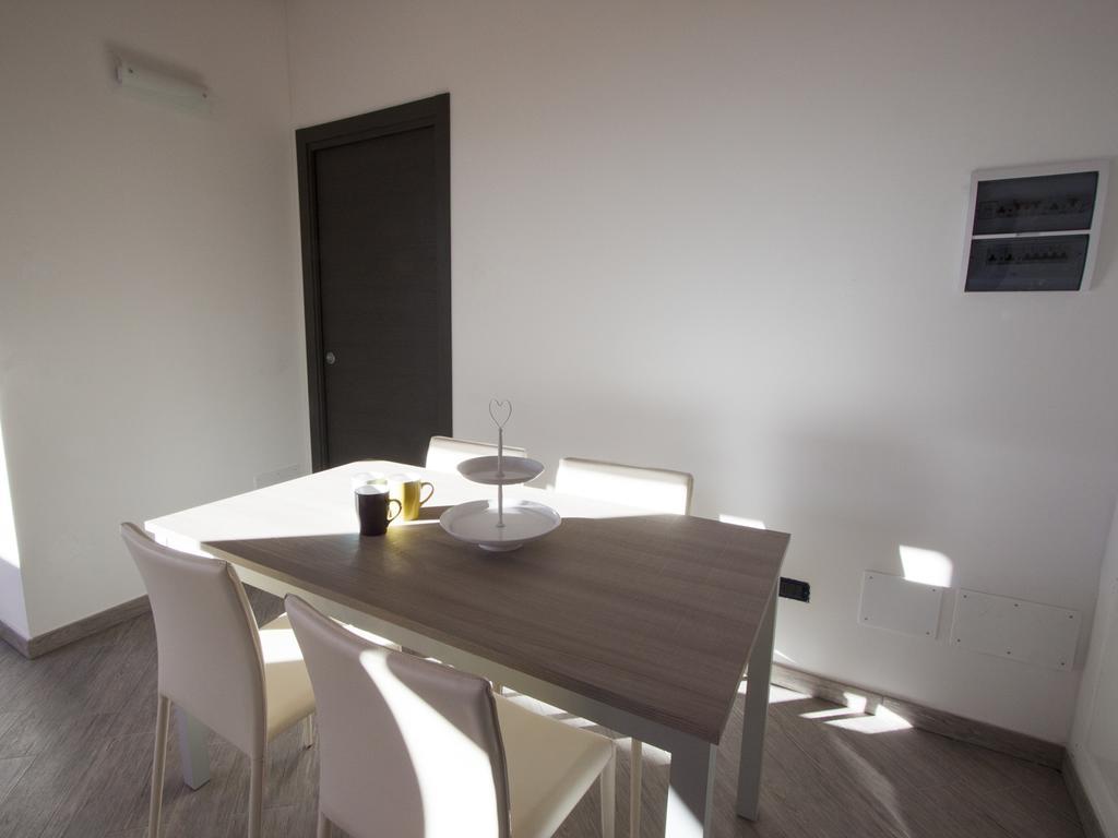 La Corte Del Gallo Gallarate Chambre photo